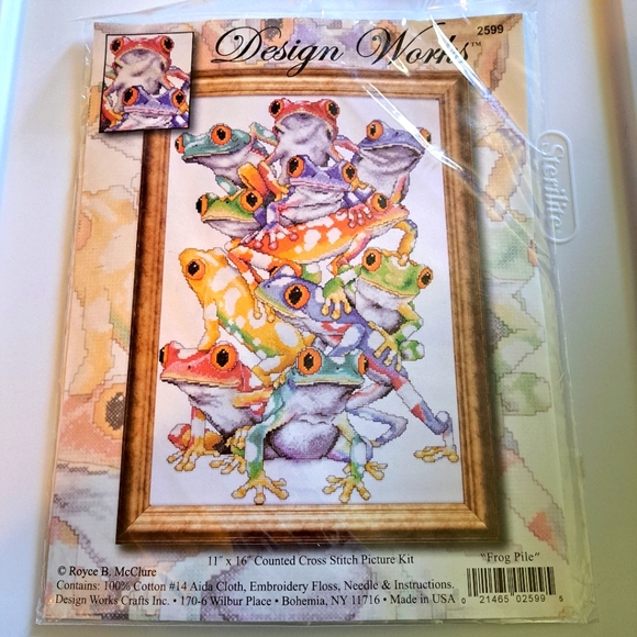Frog Pile Cross Stitch Kit - Picture 1 of 5